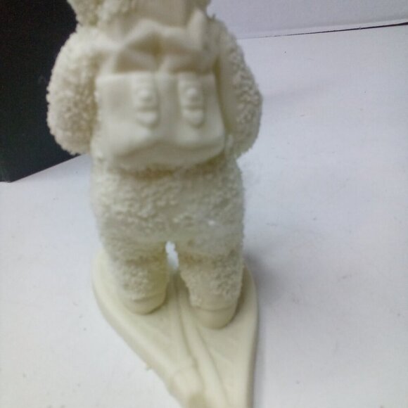 Department 56 Snowbabies A Special Delivery Christmas Figurine - Picture 6 of 11